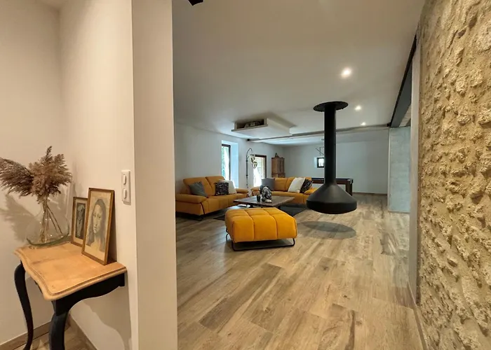 Вилла Le Mas Рошфор-дю-Гар