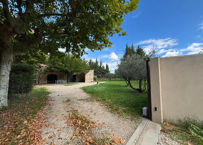 Le Mas Вилла Рошфор-дю-Гар