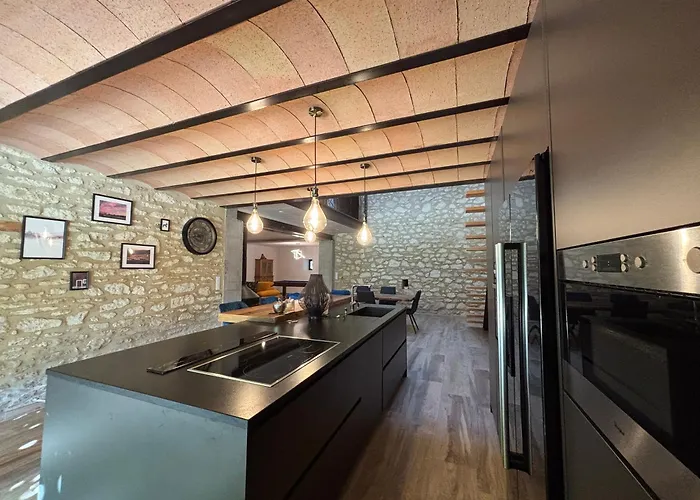 Вилла Le Mas Рошфор-дю-Гар